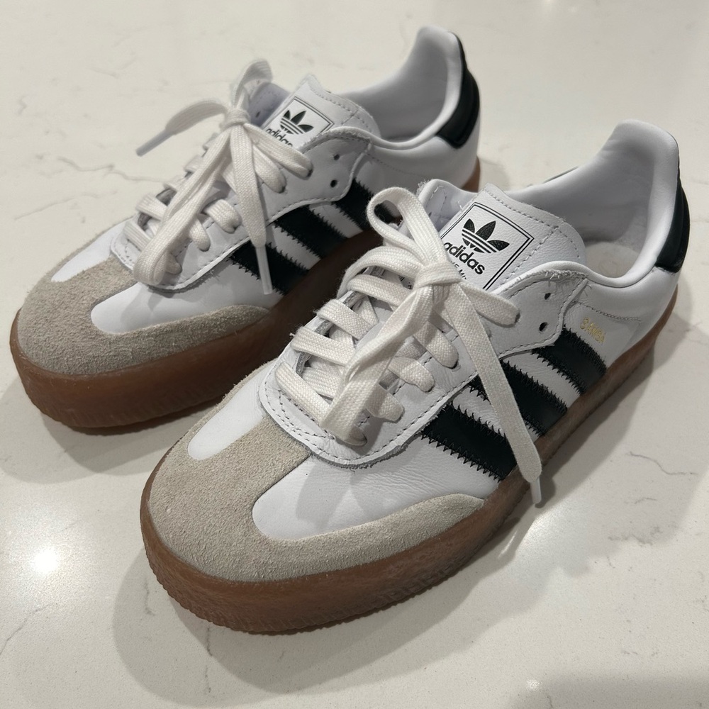 Adidas Sambas